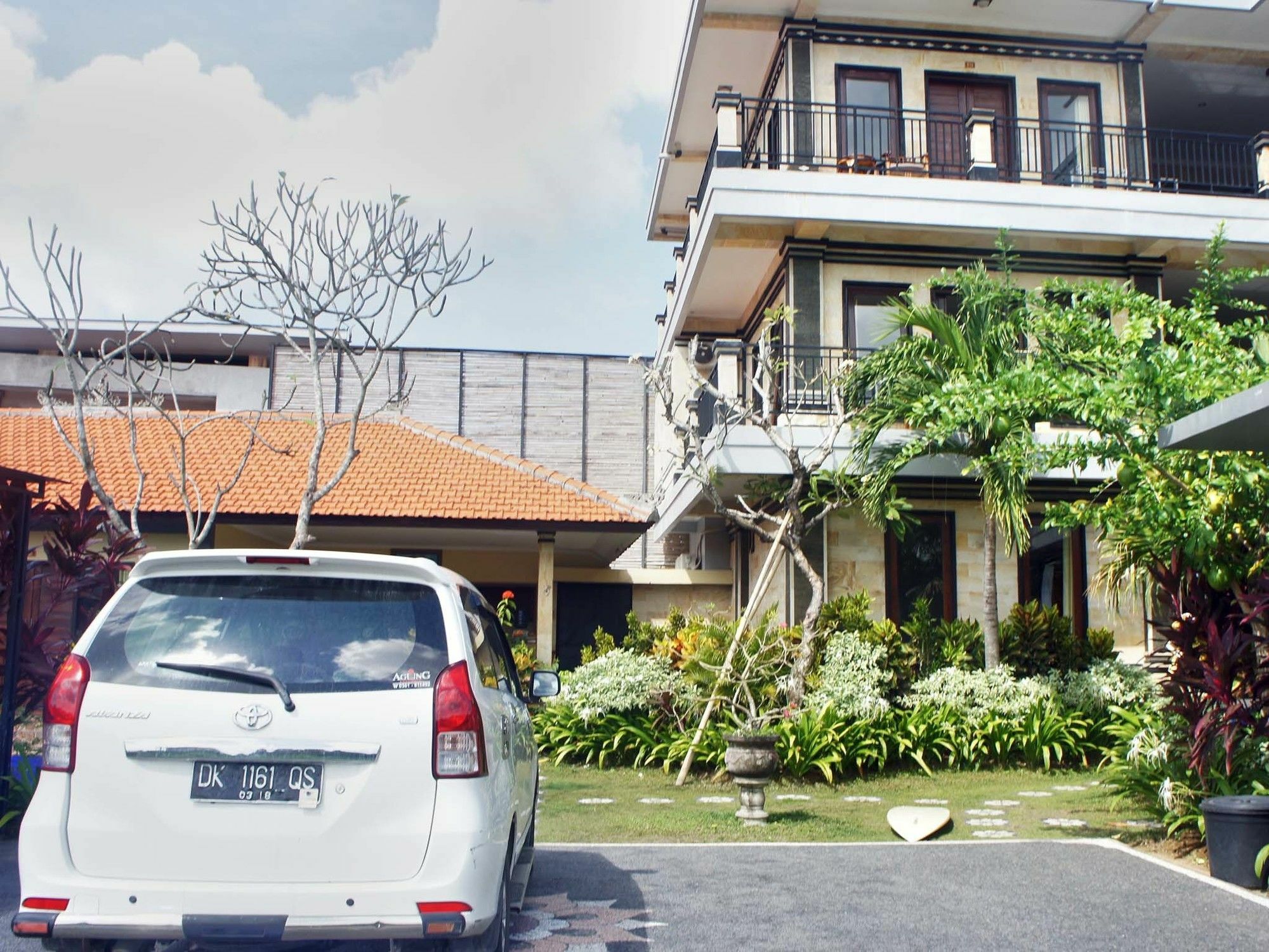 Putu Guest House 2 Canggu  Exterior photo